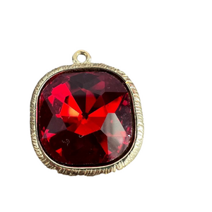 🍭6/$30 Small ruby red and gold jewel pendant